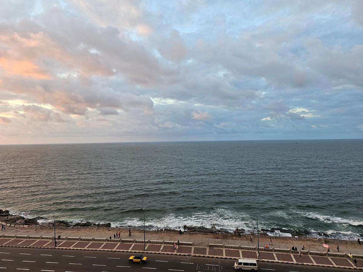 Welcome Sea View - Families Only Apartment *