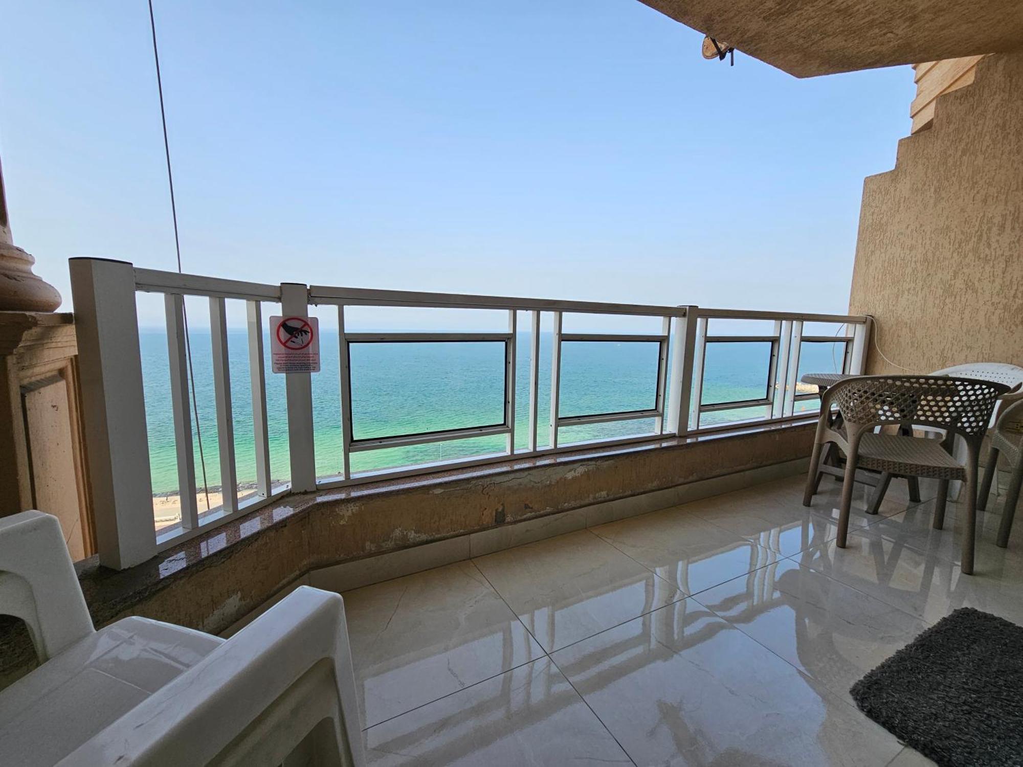 Welcome Sea View - Families Only Apartment