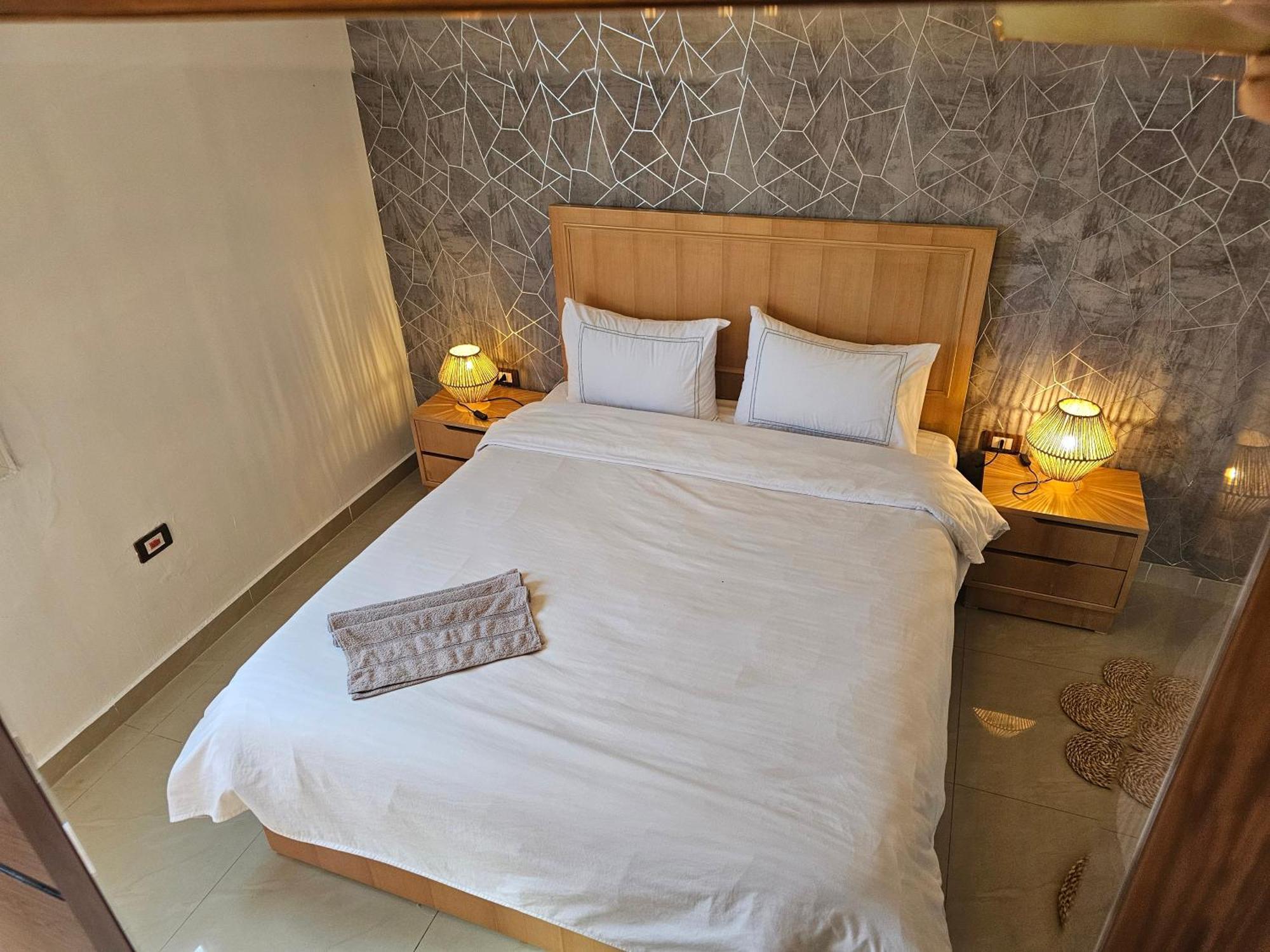 Apartment Welcome Sea View - Families Only Alexandria
