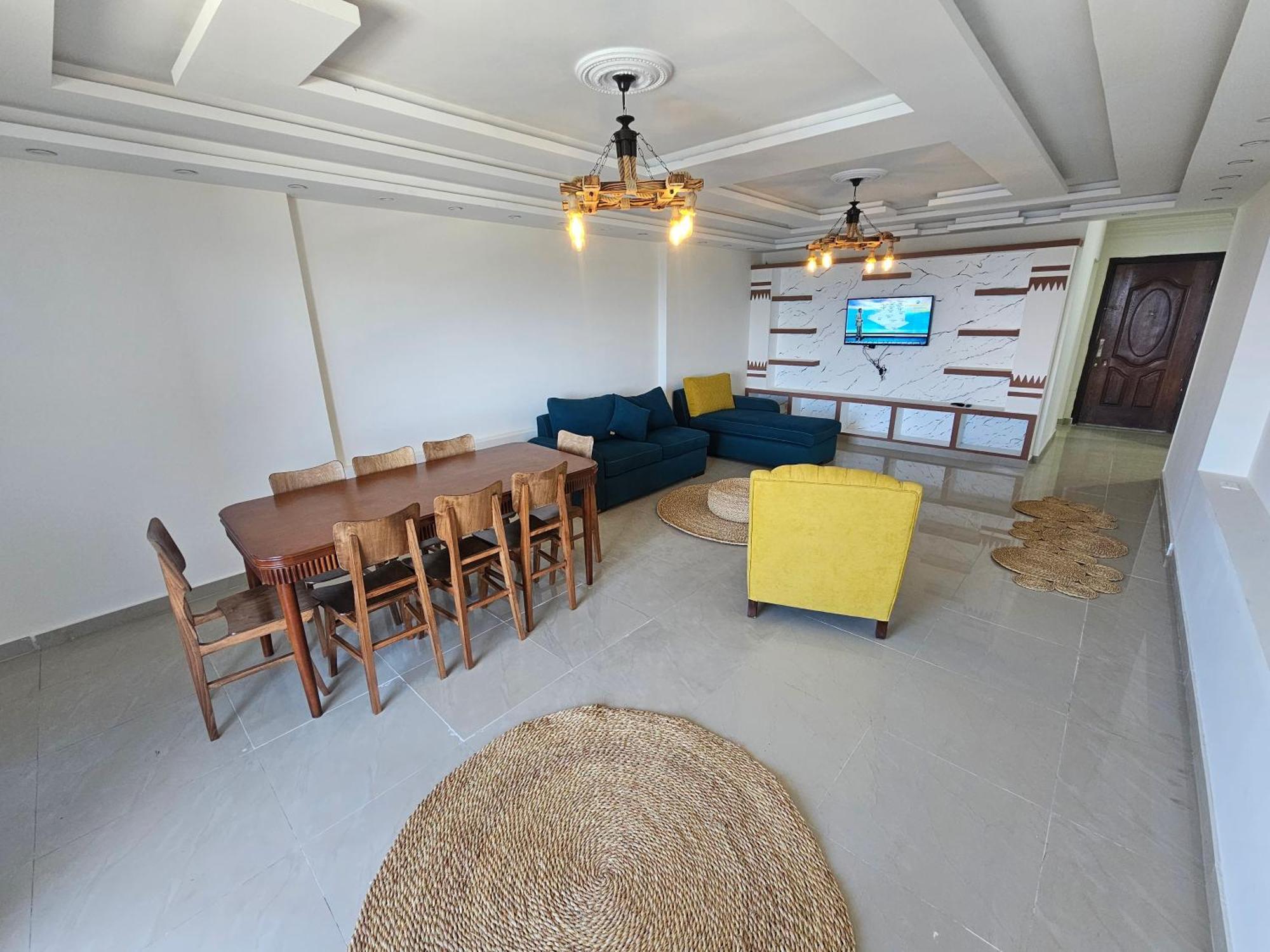 Апартаменти Welcome Sea View - Families Only