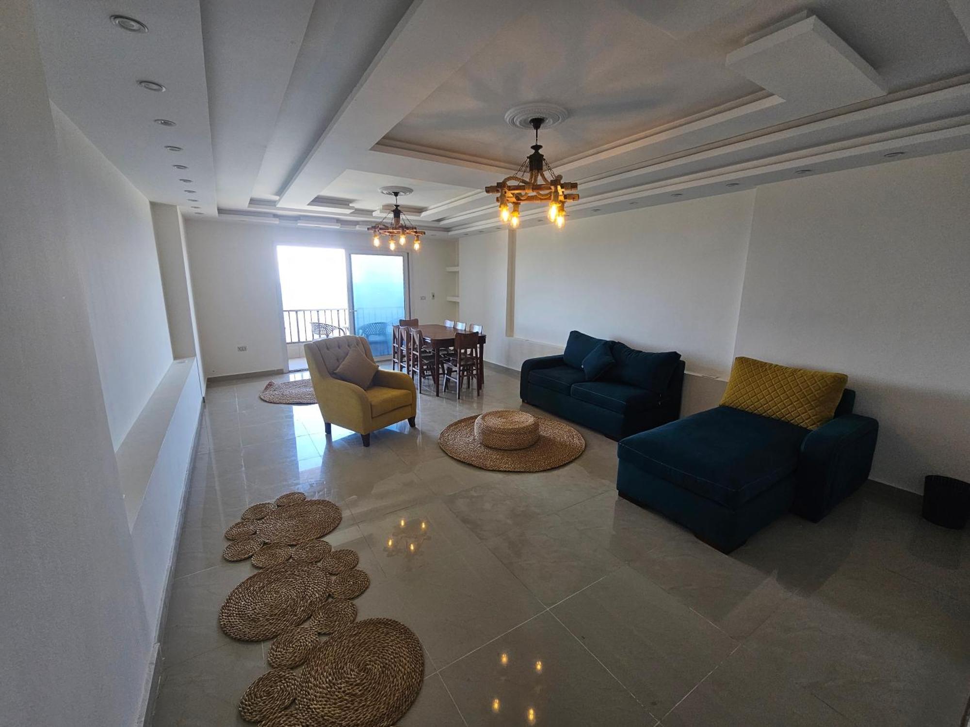 Welcome Sea View - Families Only *